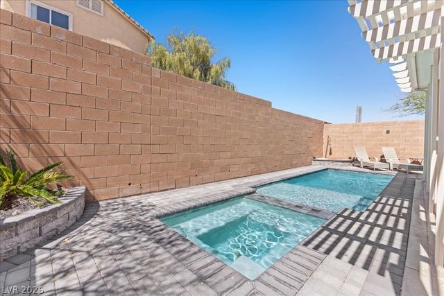 1053 Carson Run Street, Henderson, NV 89002