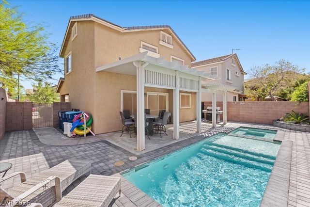 1053 Carson Run Street, Henderson, NV 89002