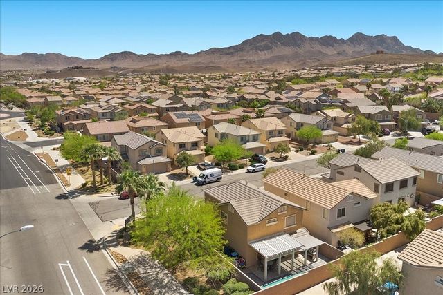 1053 Carson Run Street, Henderson, NV 89002