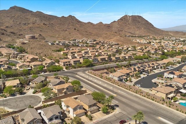 1053 Carson Run Street, Henderson, NV 89002