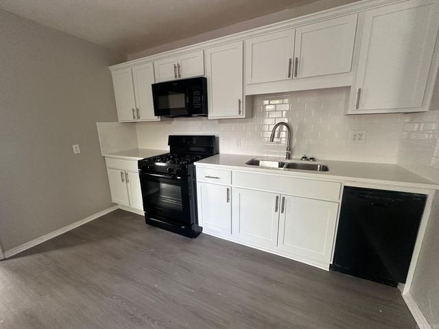 601 W 51 Street, North Little Rock, AR 72118