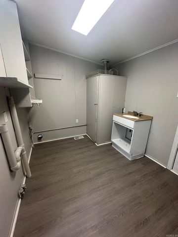 601 W 51 Street, North Little Rock, AR 72118