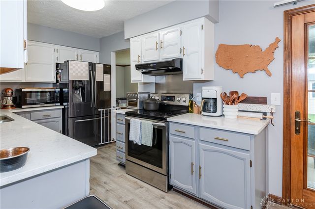 414 Rankin Drive, Englewood, OH 45322