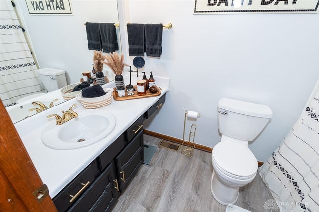 414 Rankin Drive, Englewood, OH 45322