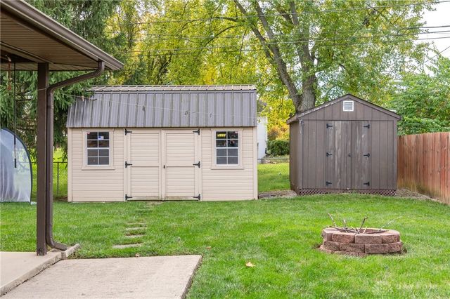 414 Rankin Drive, Englewood, OH 45322