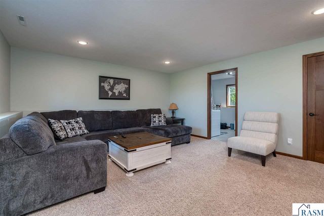 109 cypress Court, Mankato, MN 56001