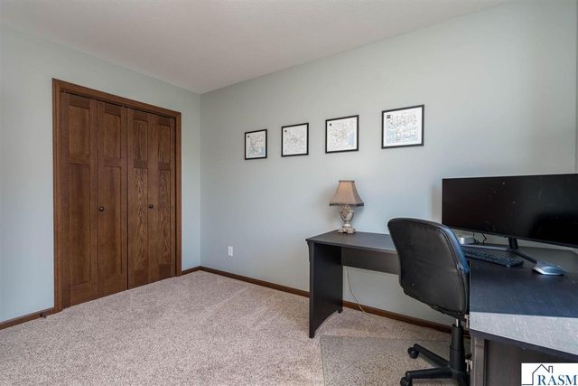 109 cypress Court, Mankato, MN 56001