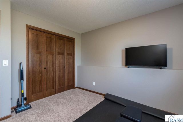 109 cypress Court, Mankato, MN 56001
