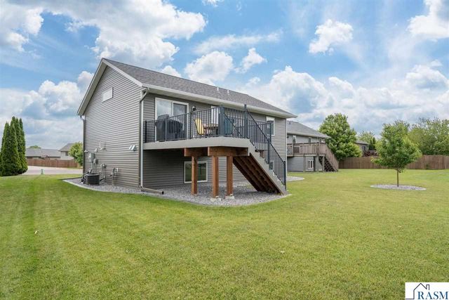 109 cypress Court, Mankato, MN 56001
