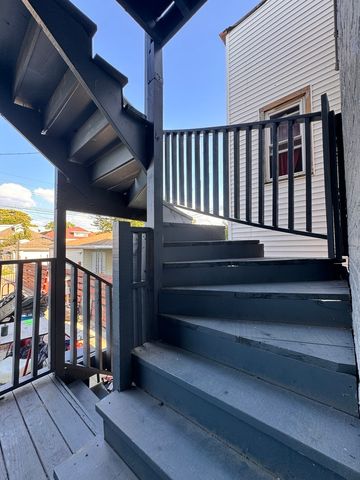 6113 S Sacramento Avenue, Chicago, IL 60629