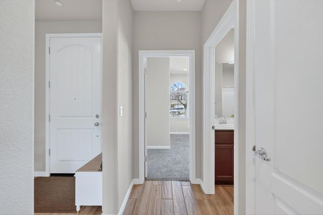 2518 Cowboy Ct, Rocklin, CA 95765