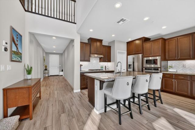 2518 Cowboy Ct, Rocklin, CA 95765