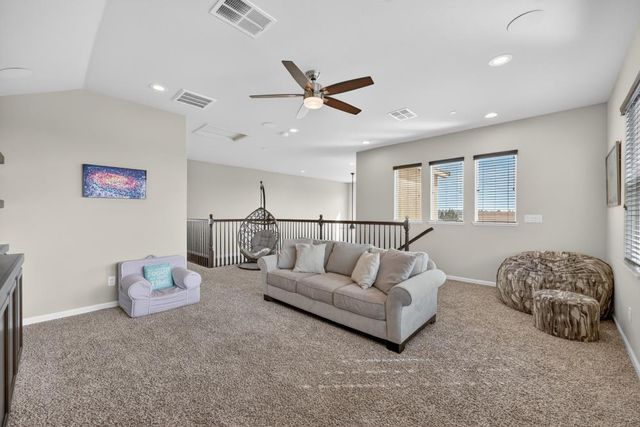 2518 Cowboy Ct, Rocklin, CA 95765