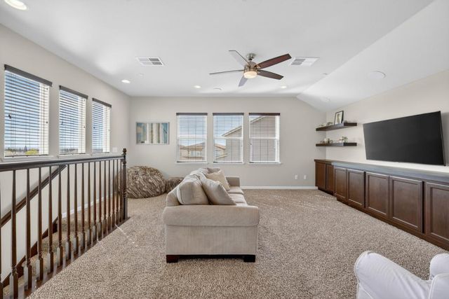 2518 Cowboy Ct, Rocklin, CA 95765