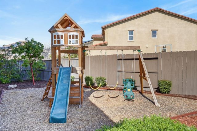 2518 Cowboy Ct, Rocklin, CA 95765