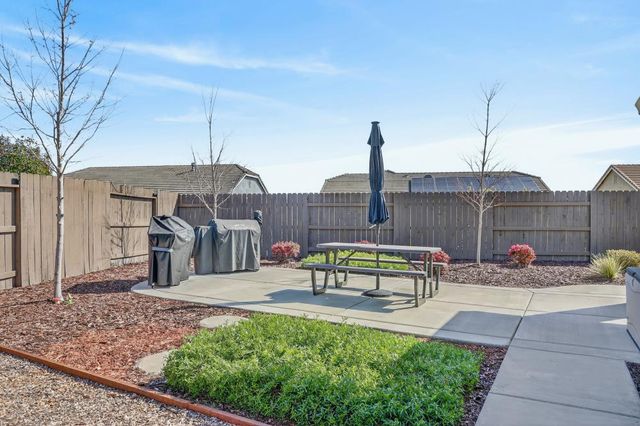 2518 Cowboy Ct, Rocklin, CA 95765
