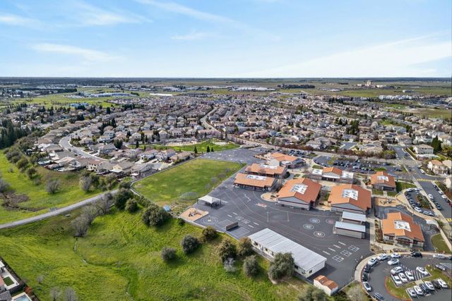 2518 Cowboy Ct, Rocklin, CA 95765