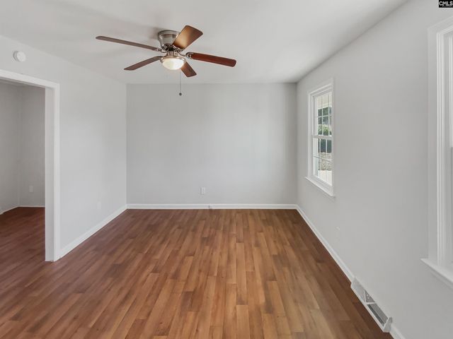 821 E Steele Road, West Columbia, SC 29170