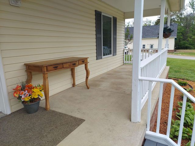 18450 Pratt Road, Armada, MI 48005