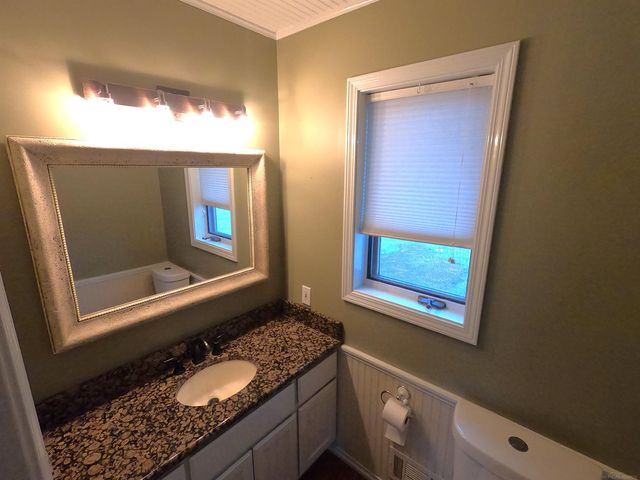 18450 Pratt Road, Armada, MI 48005