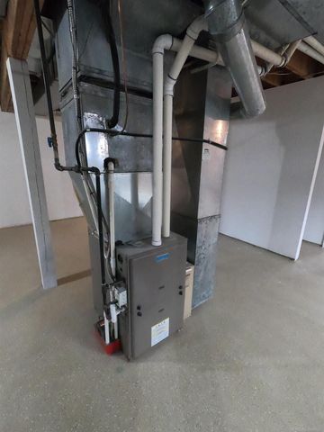 18450 Pratt Road, Armada, MI 48005