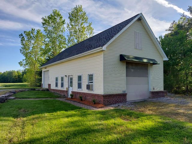 18450 Pratt Road, Armada, MI 48005