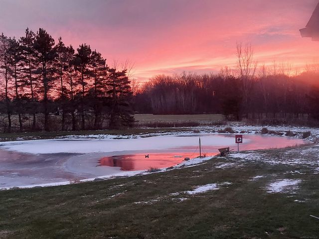 18450 Pratt Road, Armada, MI 48005