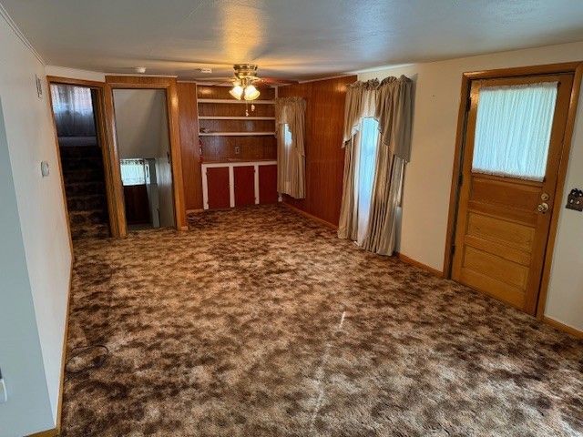 10368 PERRY Highway, Meadville, PA 16335