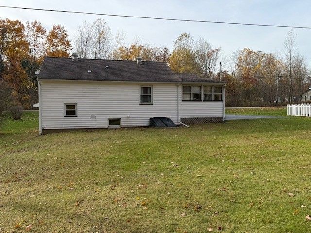 10368 PERRY Highway, Meadville, PA 16335