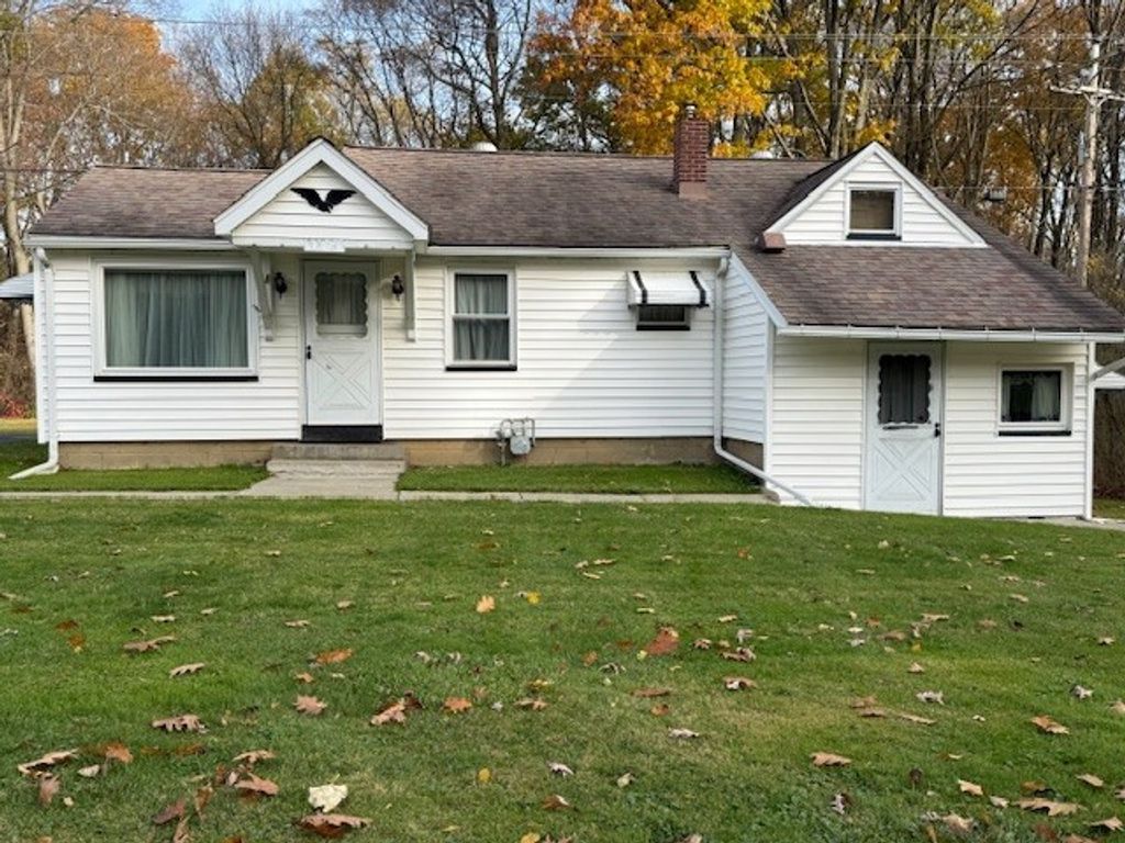 10368 PERRY Highway, Meadville, PA 16335