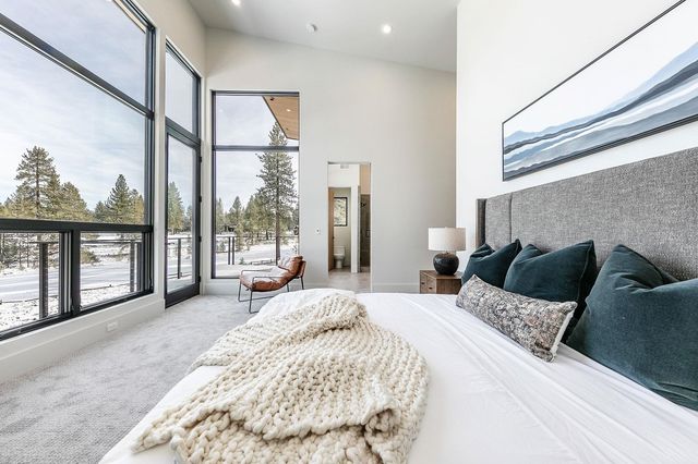 10061 Jakes Way, Truckee, CA 96161