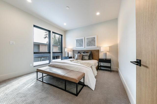 10061 Jakes Way, Truckee, CA 96161