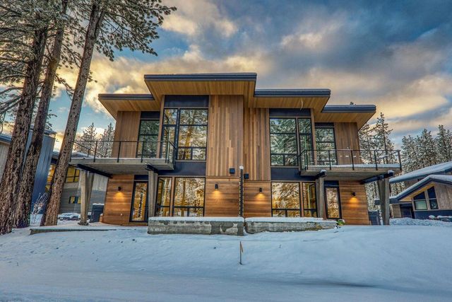 10061 Jakes Way, Truckee, CA 96161