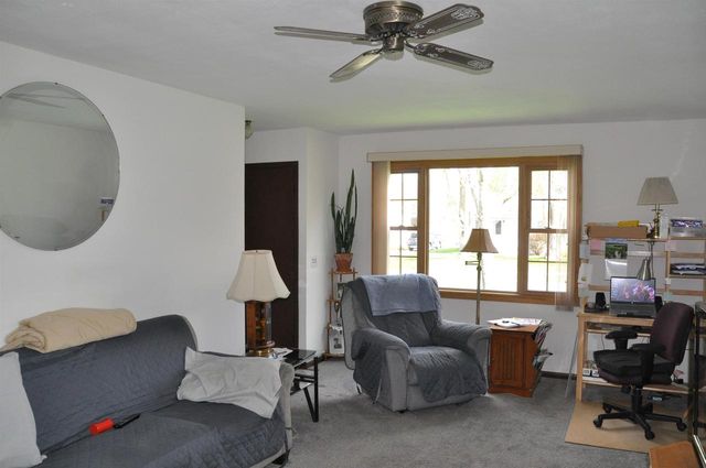 713 Nancy Lane, Madison, WI 53704