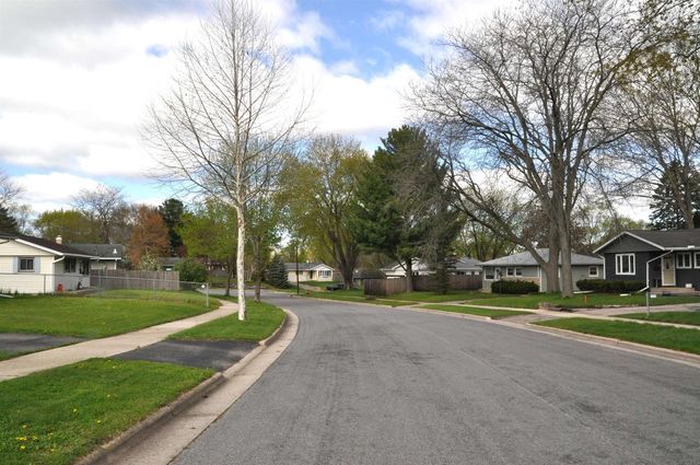 713 Nancy Lane, Madison, WI 53704