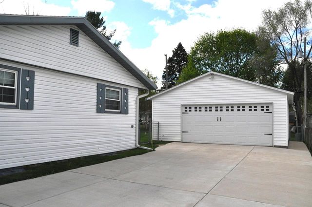 713 Nancy Lane, Madison, WI 53704