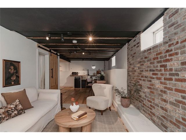 1679 S Grant St, Denver, CO 80210