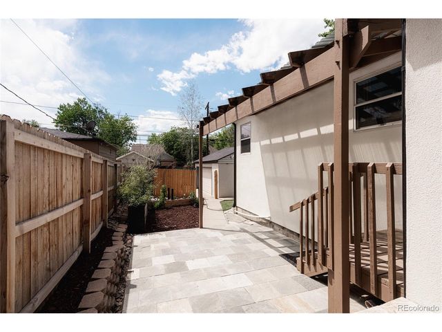 1679 S Grant St, Denver, CO 80210