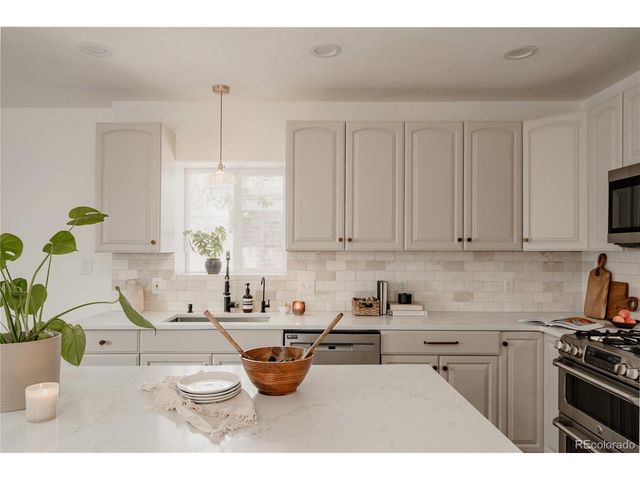 1679 S Grant St, Denver, CO 80210