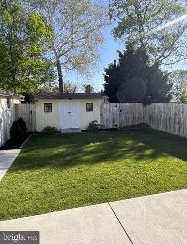 428 6TH AVE, Lindenwold, NJ 08021