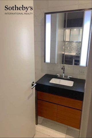 75 Wall St Apt 36J, New York City, NY 10005