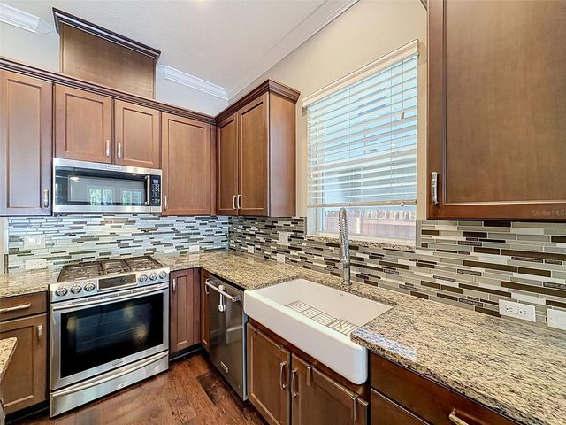 112 S BUNGALOW PARK AVENUE 1, Tampa, FL 33609