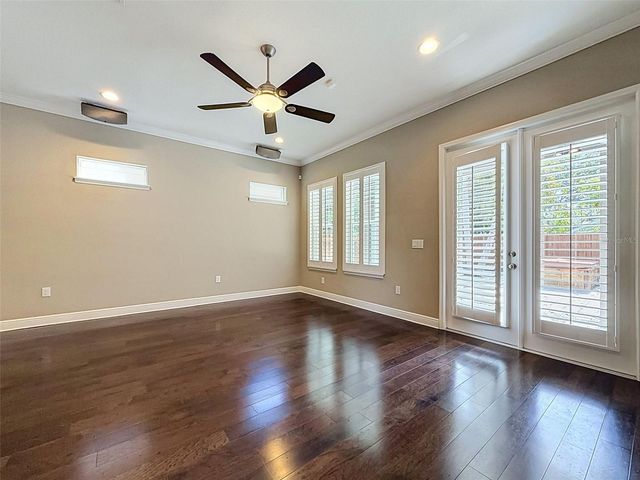 112 S BUNGALOW PARK AVENUE 1, Tampa, FL 33609