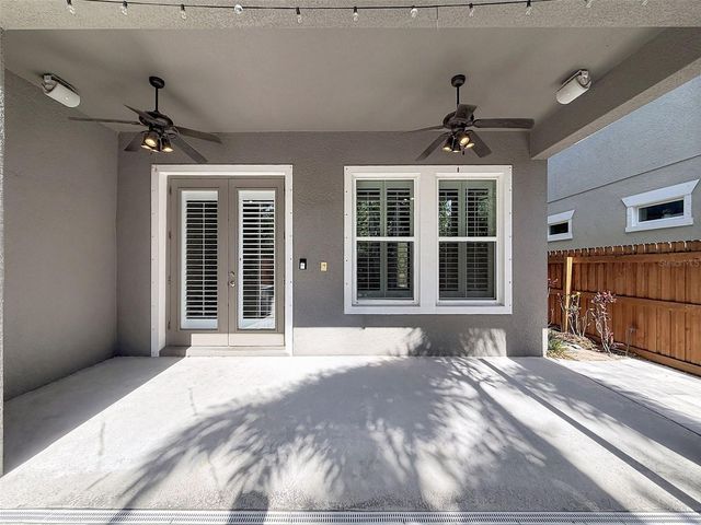 112 S BUNGALOW PARK AVENUE 1, Tampa, FL 33609