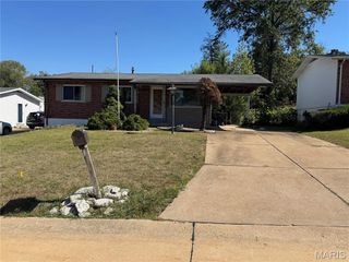 10916 Arctic Drive, St Louis, MO 63123