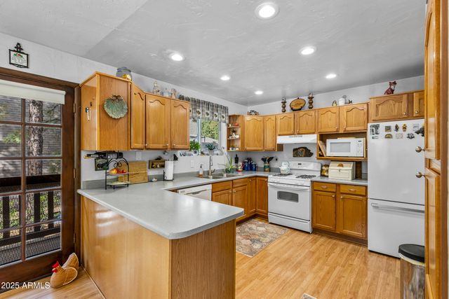 1390 E BIG BEAR Trail, Munds Park, AZ 86017