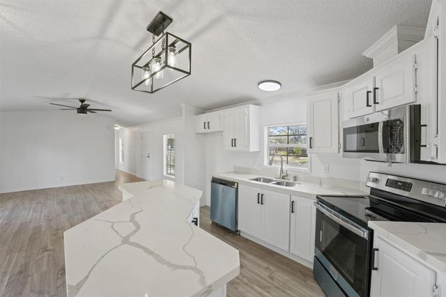 23239 Lakeside Drive, Porter, TX 77365