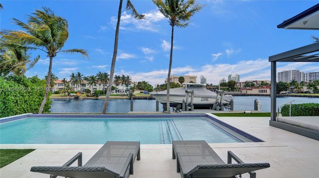 1651 Diplomat Pkwy, Hallandale Beach, FL 33009