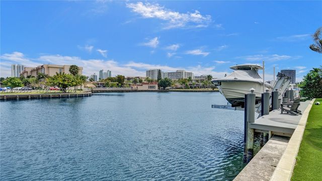 1651 Diplomat Pkwy, Hallandale Beach, FL 33009