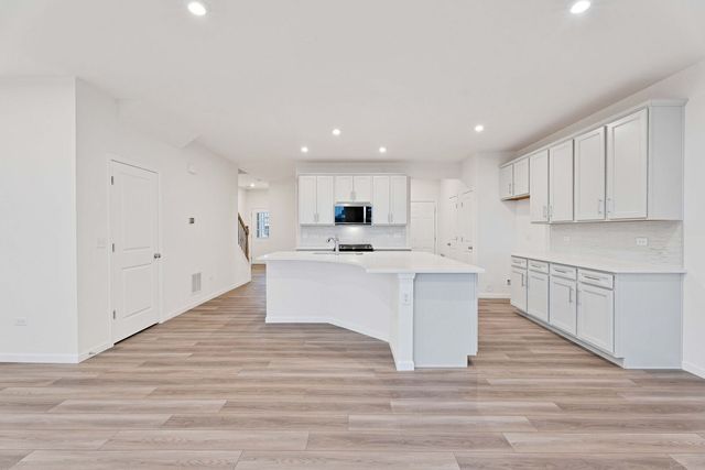 24434 W Alexis Road 56400, Plainfield, IL 60585